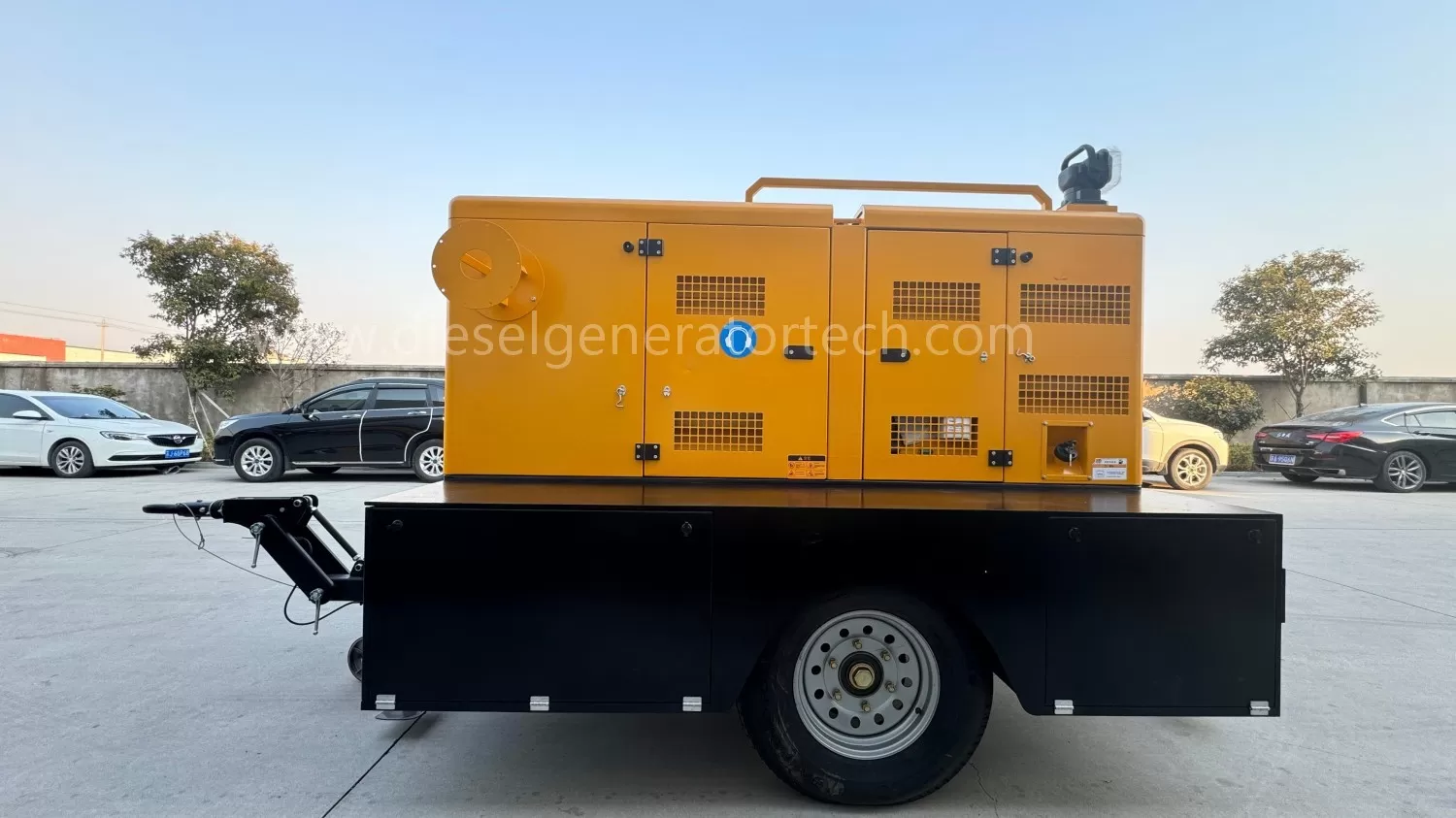 Rounded Corner Style Mobile Lighting Tower Soundproof Genset Irrigation Drainage Water Pumps